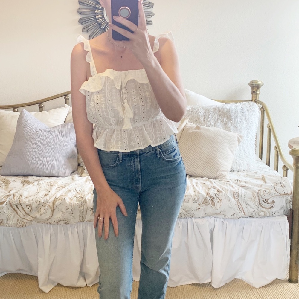 Lola White Cropped Eyelet  Sleeveless Tank Top - Picture 4 of 8